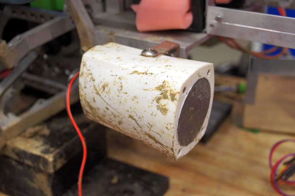 Die weiße Sirene auf Beteigeuze ist voller schlamm